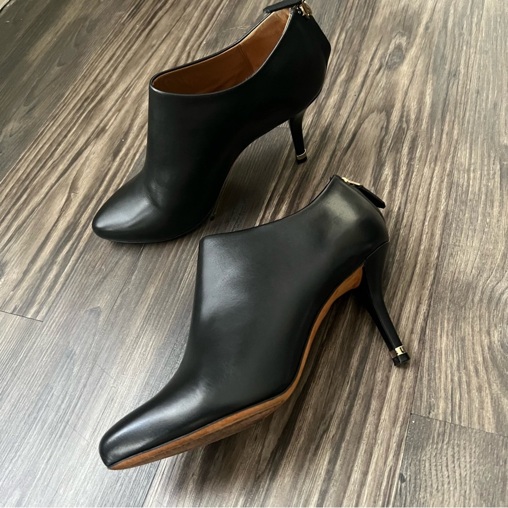 Givenchy Black Calf Leather Ankle Booties